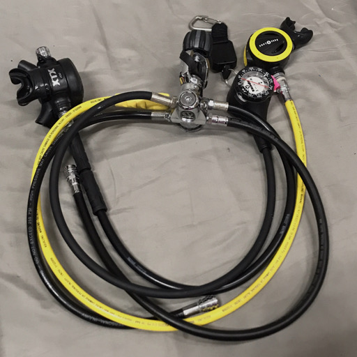 apeks XTX200 レギュレーターセット スイベルflexホース